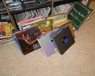 We found some vintage vinyl, and plenty of it too, with some nice surprises along the way too