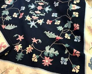 Floral Flat Weave Wool Rug