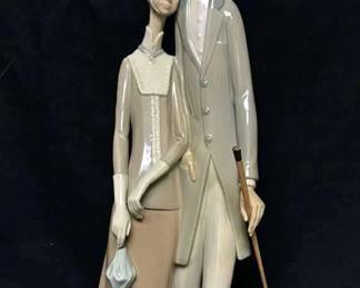 Lladro Figurine Old Folks Grandparents