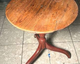 Antique Queen Anne Style Side Table