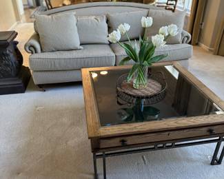 Beautiful Living Room Furniture,
Down Sofa, Coffee Table