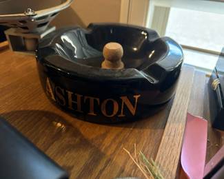 ashton ash tray