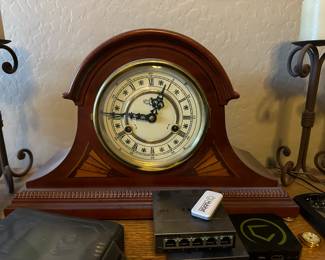 mantle clock