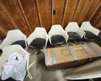 MCM table with 6 chairs. 