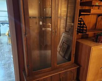 Gun cabinet 