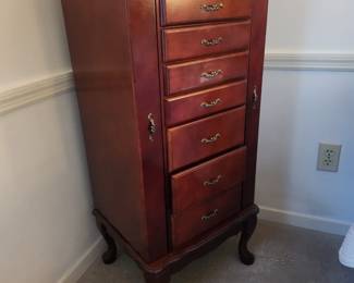 Beautiful little jewelry cabinet