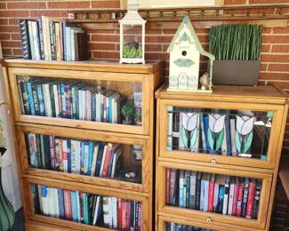 Wonderful bookshelves 