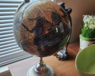 Globe