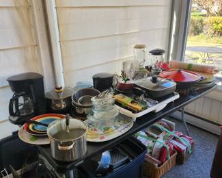 Housewares, newer and vintage 