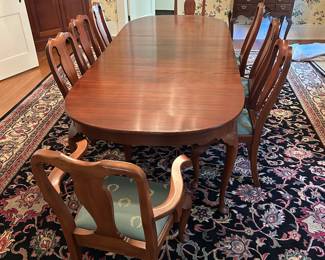 Henkel-Harris Mt. Vernon Table & 8 Chairs. Solid Black Cherry