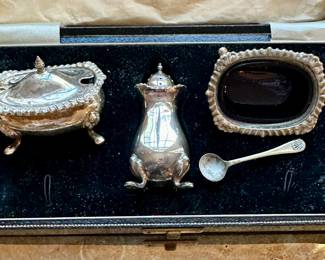 Sterling silver condement set. England 