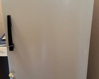 Roper upright freezer