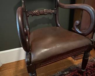 VICTORIAN MAHOGANY CHAIR WITH LEATHER SEAT