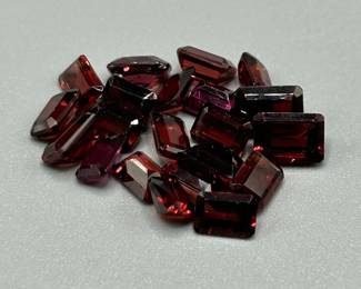 16.90 Carat Garnet, Mixed Cut - Various Size, Color & Shape Assorted Lot of Loose Stones