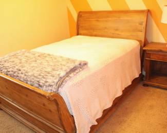 BUY IT NOW!    $795.00.                                               Restoration Hardware St. James Queen size sleigh bed with footboard.