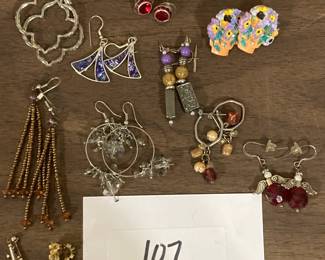 Costume Jewelry Earings