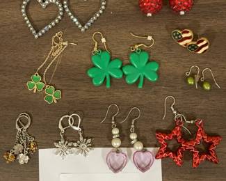 Costume Jewelry Earings
