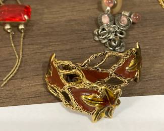 Costume Jewelry Earings