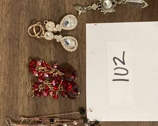 Costume Jewelry Earings