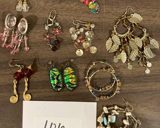 Costume Jewelry Earings