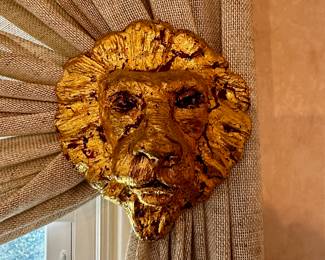 Lion drapery tie back (one available)