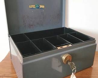 1259 - Metal Lock Box with Key
