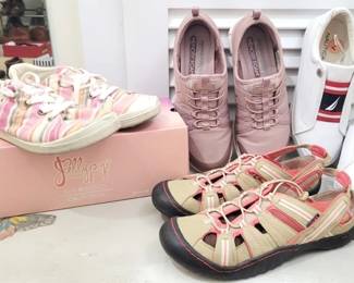 427 - Lot of Ladies Sports Shoes Jellypop, size 8 Memory Foam Sneakers, size 7.5 Jeep J-41 Pink & Tan Hiking Water Beach Sandals, size 7.5, Nautica Slipons, size 7
