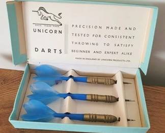 1264 - Unicorn Darts in Box
