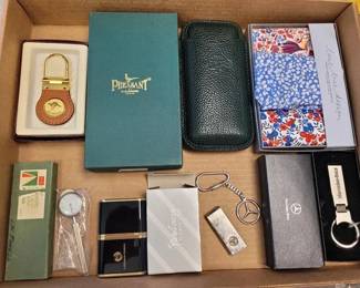 7537 - Group Lot Mercedes Brand & Other Items
