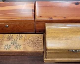 7533 - 4 Wooden Jewelry Boxes
