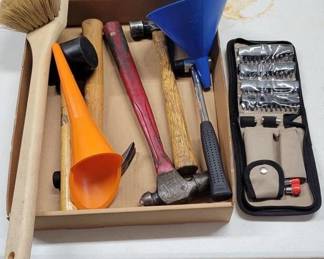 196 - Lot of Assorted Items
