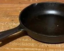 1691 - Cast Iron Frying Pan #3, 6.75"
