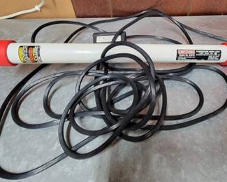 170 - Craftsman Fluorescent Work Model No 83976 You are buying a used as-is electric/electronic item. We do not guarantee all components are present, and if it is not expressly stated, it is untested.
