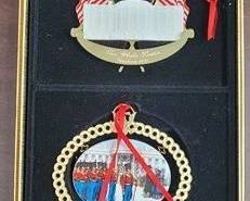 7507 - Box White House Ornaments
