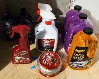 1617 - Group Car Cleaning Items
