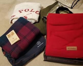 842 - Military Green Wool Blanket to include others
