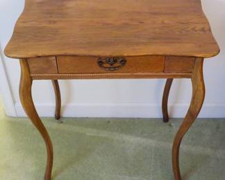 1165 - 1 Drawer Vintage Oak Table 29x27.5x18
