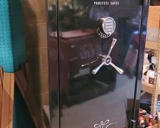 1542 - Browning Gun Safe 58 x 29 x 23
