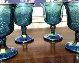 290 - 4 Indiana Carnival Glass Stems 5.25"
