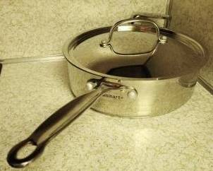 362 - Cuisinart Skillet w/ Lid
