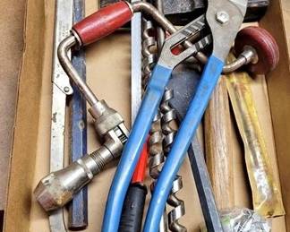 1636 - Box Lot of Tools
