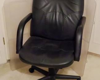 1101 - Office Chair and Mat
