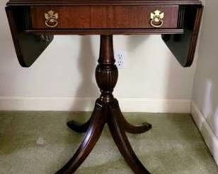 240 - Duncan Phyfe Drop Side 1 Drawer Stand 28.5 x 23 x 18 with leaves down leaves are 8.5 long
