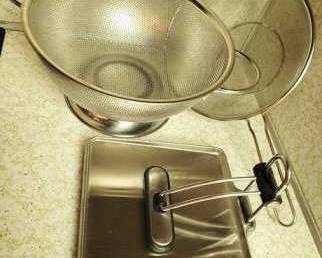 359 - 2 Strainers & Napkin Holder
