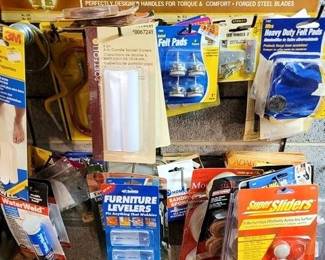 1638 - Screwdriver Wall Display & Contents
