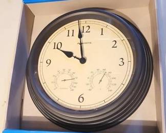 1581x - Acurite Clock new in box You are buying a used as-is electric/electronic item. We do not guarantee all components are present, and if it is not expressly stated, it is untested.
