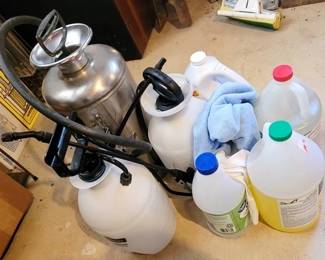 1671 - Group Sprayers & etc
