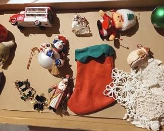 1218x - Group Christmas Ornaments
