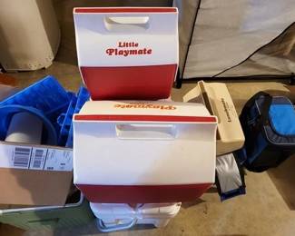 1535 - Group Coolers & Etc
