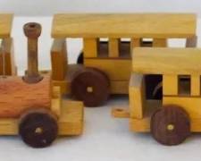 1222 - Wooden Train
